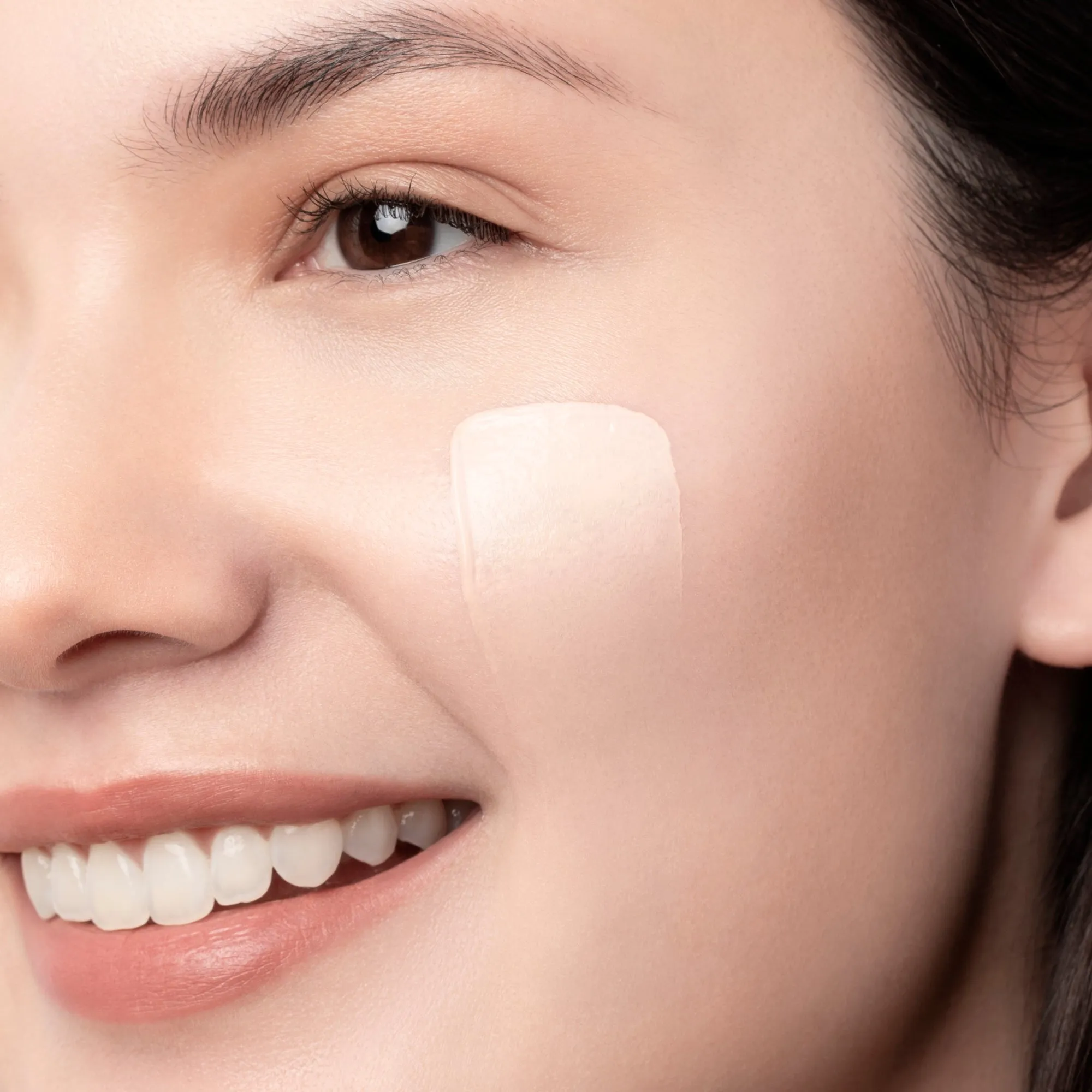 Just Skin Tinted Moisturizer Sunscreen Broad Spectrum SPF 15 Chantecaille