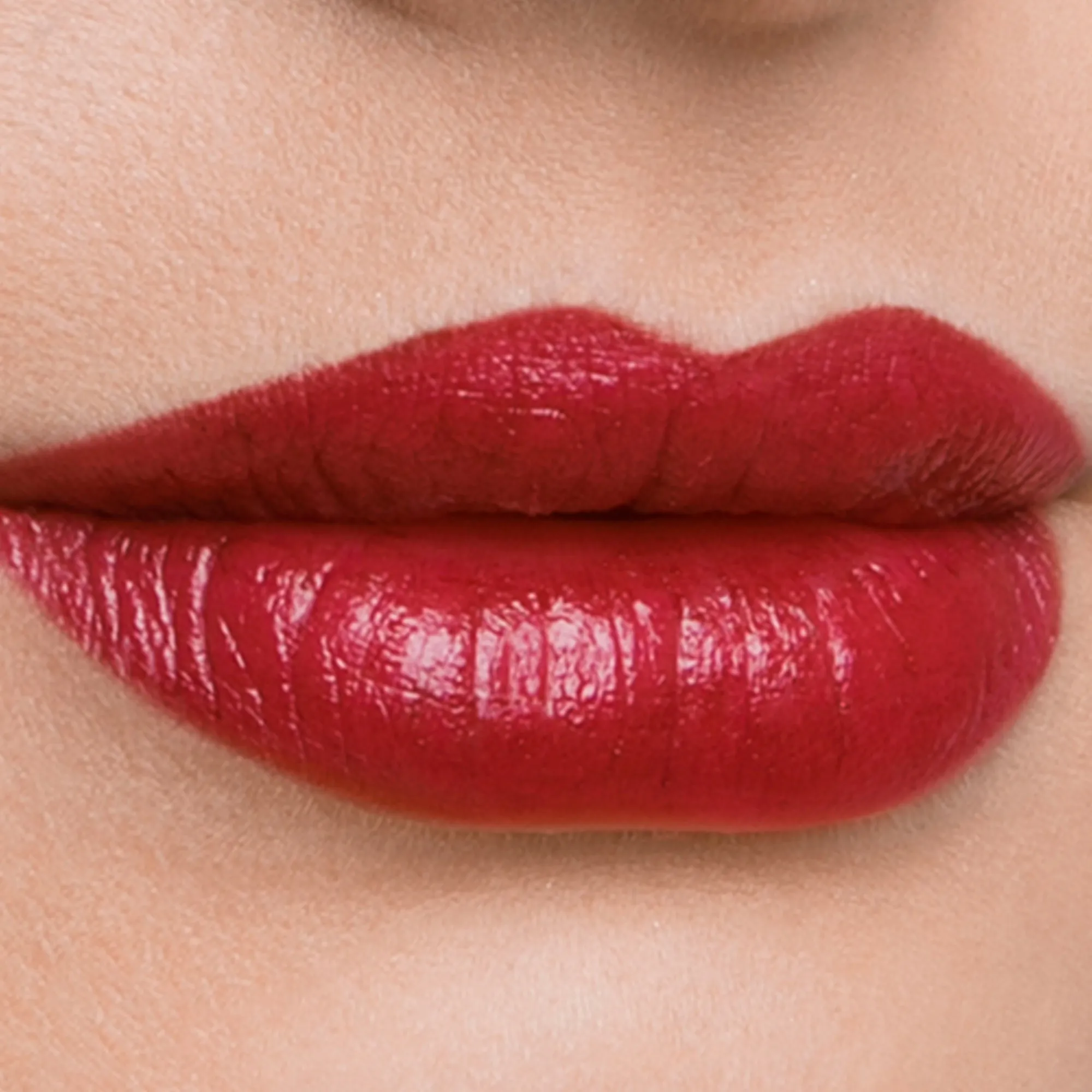 Lip Veil - Supporting Space for Giants Chantecaille