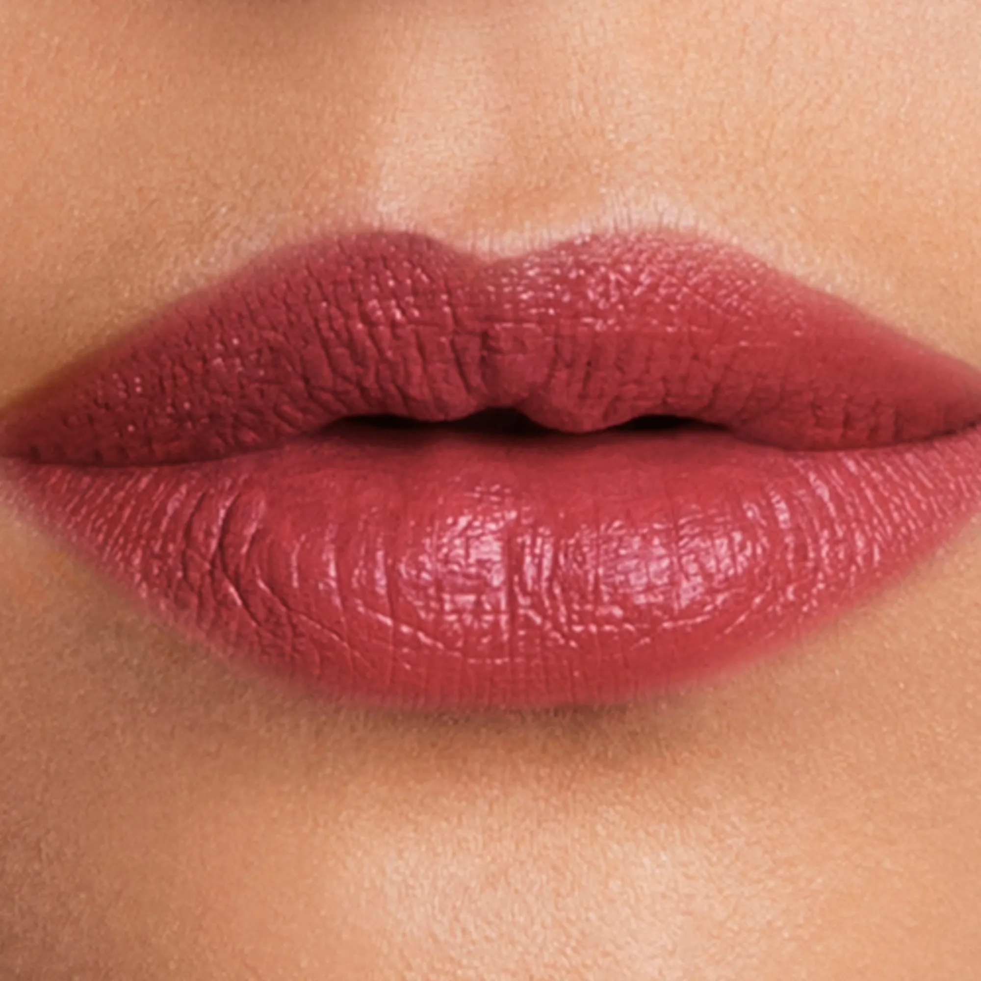 Lip Veil - Supporting Space for Giants Chantecaille