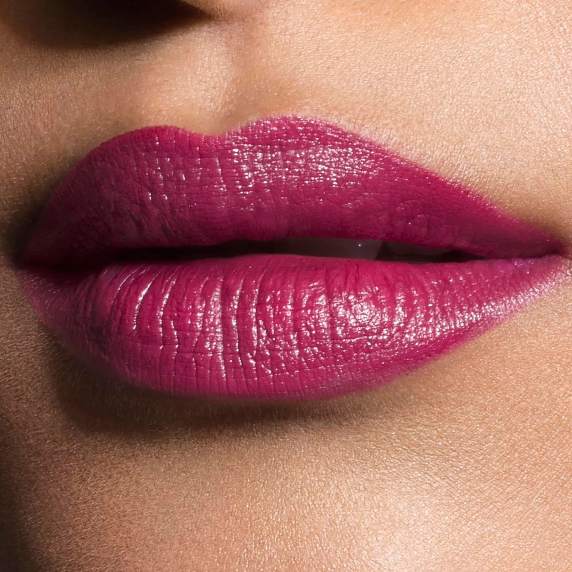 Lip Veil - Supporting Space for Giants Chantecaille