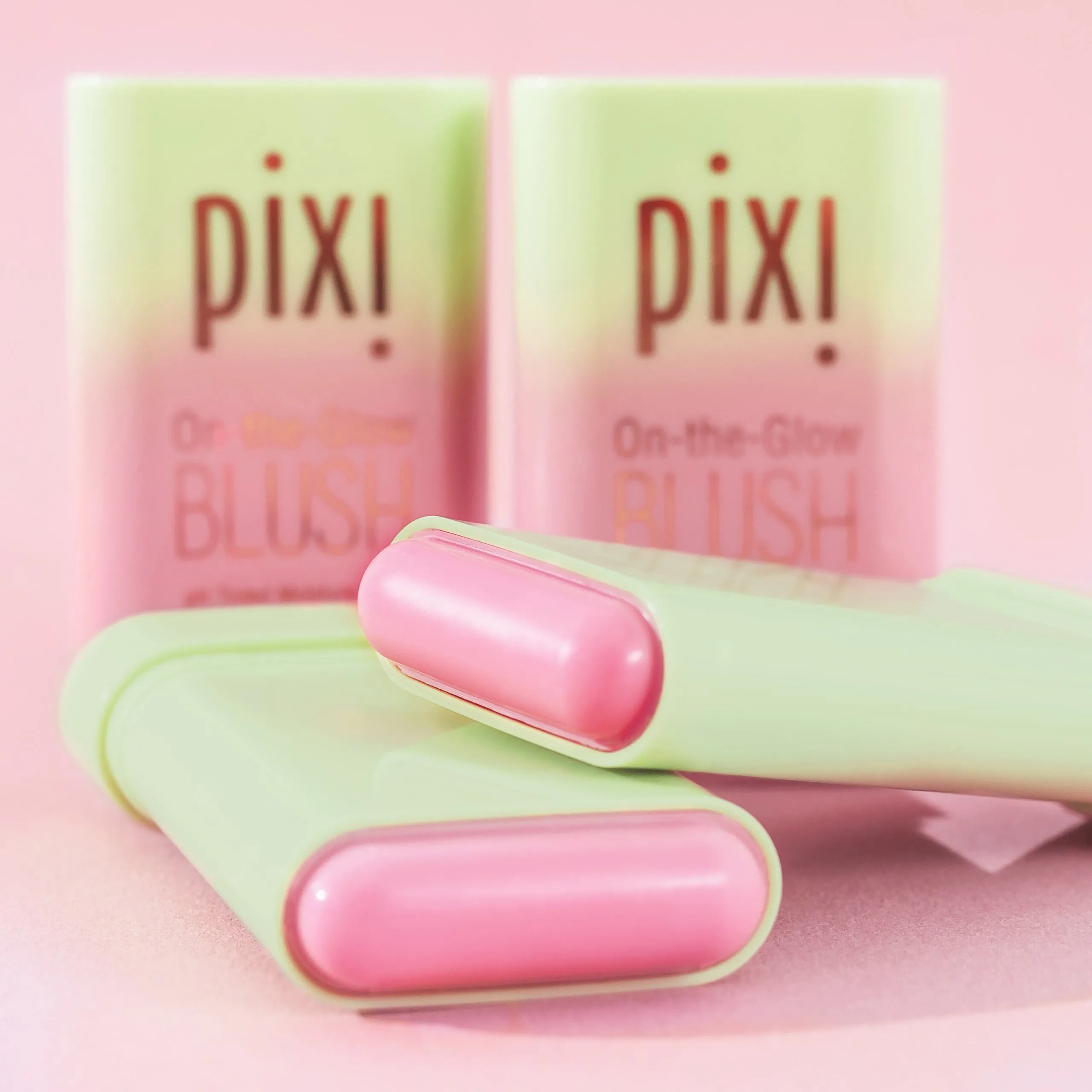 On-the-Glow Blush CheekTone Pixi Beauty