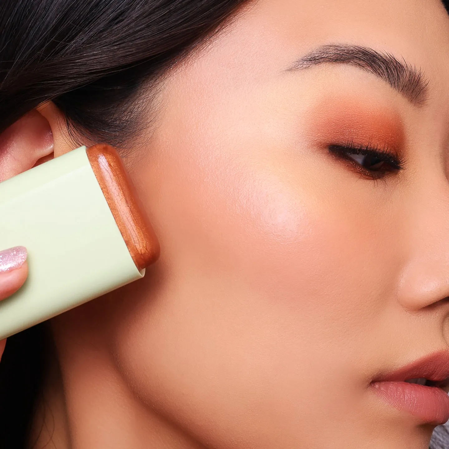 On-the-Glow Bronze Pixi Beauty