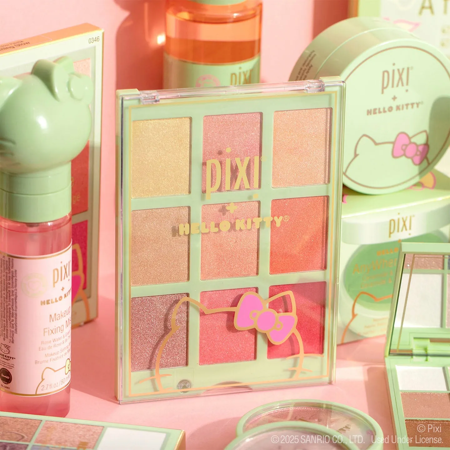 Pixi   Hello Kitty Chrome Glow Palette Pixi Beauty