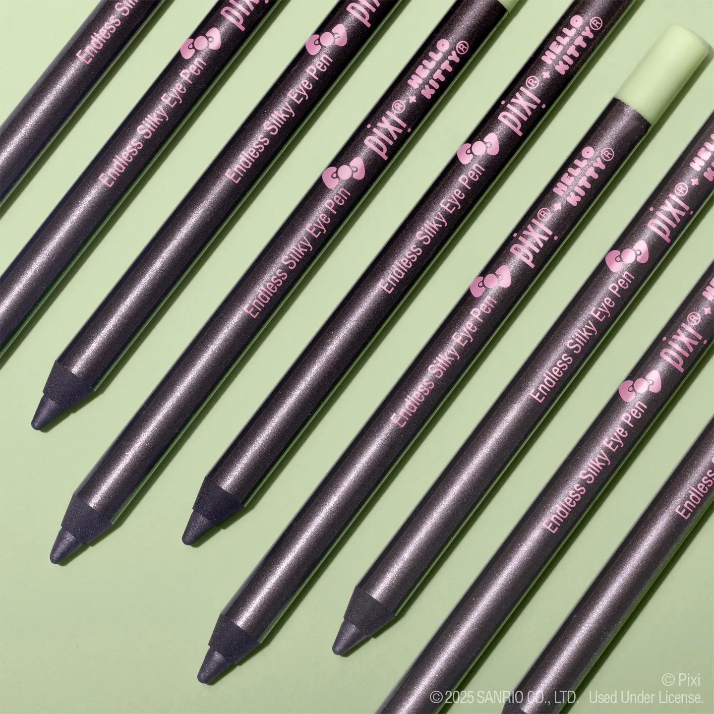 Pixi   Hello Kitty Endless Silky Eye Pen Pixi Beauty