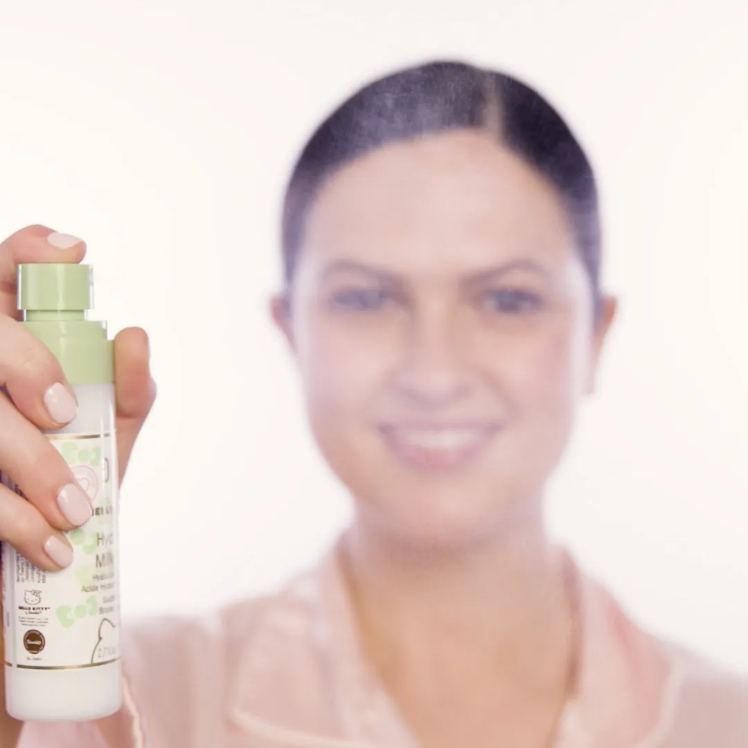 Pixi   Hello Kitty Hydrating Milky Mist Pixi Beauty